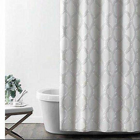Croscill Gwynn Fabric Shower Curtain‎ Silver Gray Geometric Design New! - Picture 1 of 3